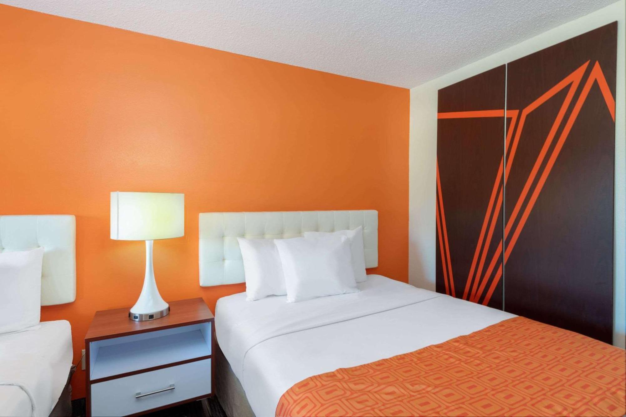 Howard Johnson By Wyndham Vero Beach/I-95 Exteriör bild