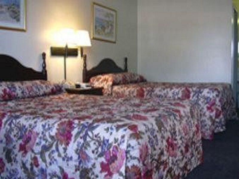 Howard Johnson By Wyndham Vero Beach/I-95 Rum bild